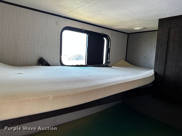 image for item OC9172 2020 Heartland Trail Runner  camper