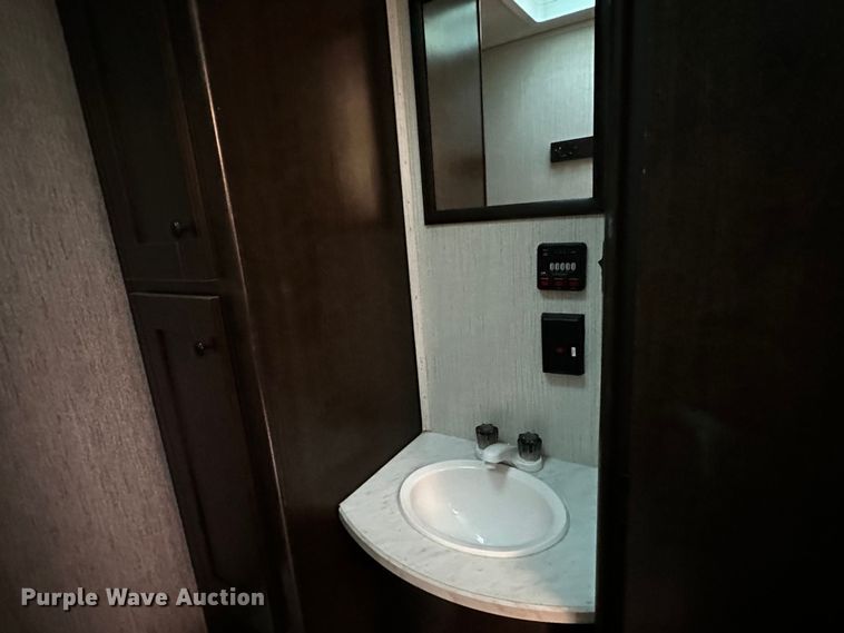 image for item OC9172 2020 Heartland Trail Runner  camper