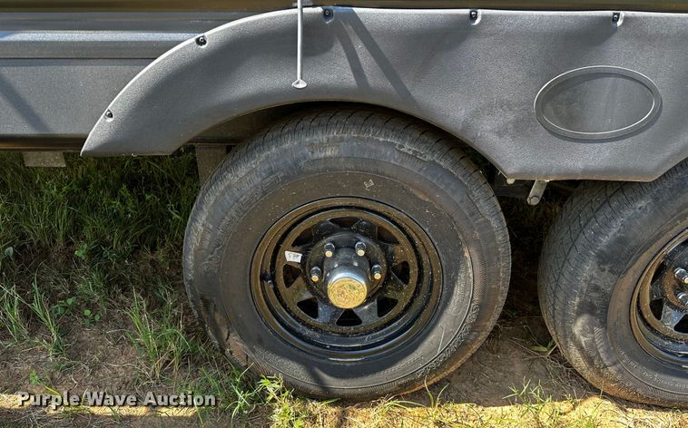 image for item OC9172 2020 Heartland Trail Runner  camper