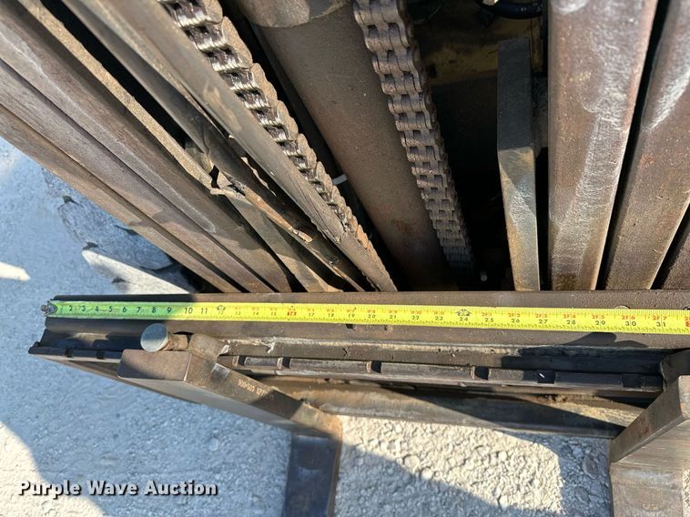 image for item OC9186 Caterpillar V50D  forklift