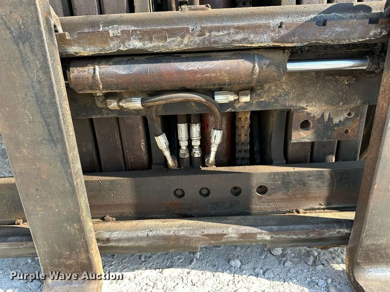 image for item OC9186 Caterpillar V50D  forklift