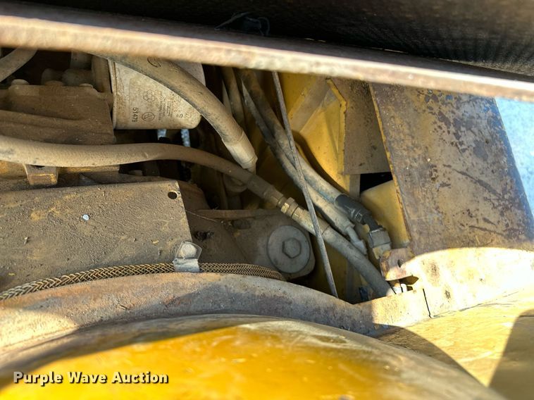 image for item OC9186 Caterpillar V50D  forklift