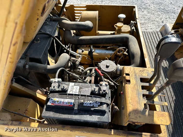 image for item OC9186 Caterpillar V50D  forklift