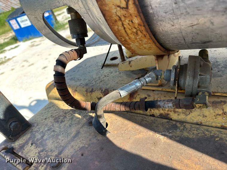 image for item OC9186 Caterpillar V50D  forklift