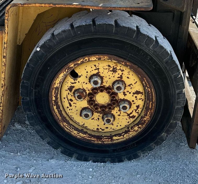 image for item OC9186 Caterpillar V50D  forklift