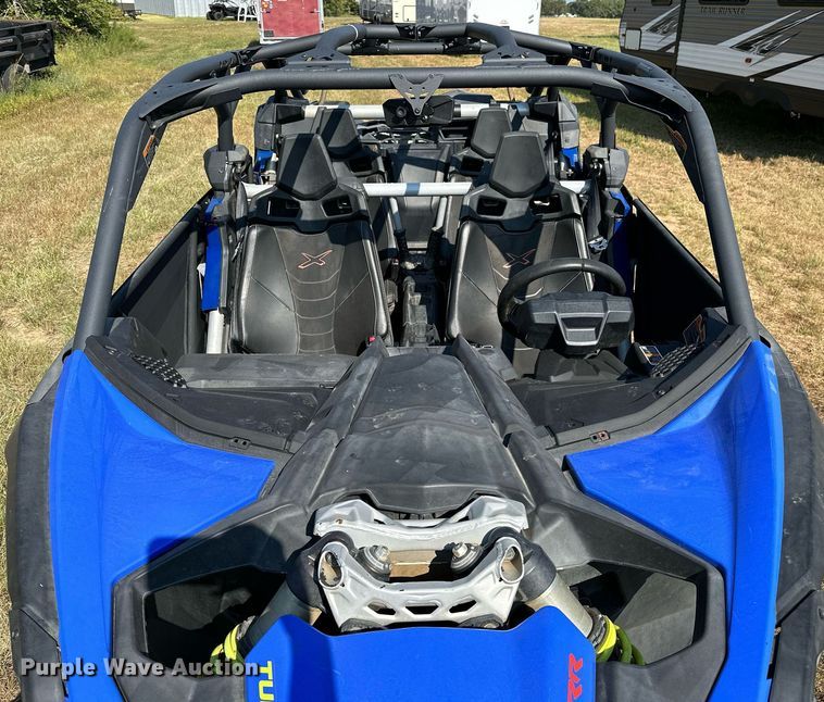 image for item OC9209 2020 Can-Am Maverick X3 Max  utility vehicle