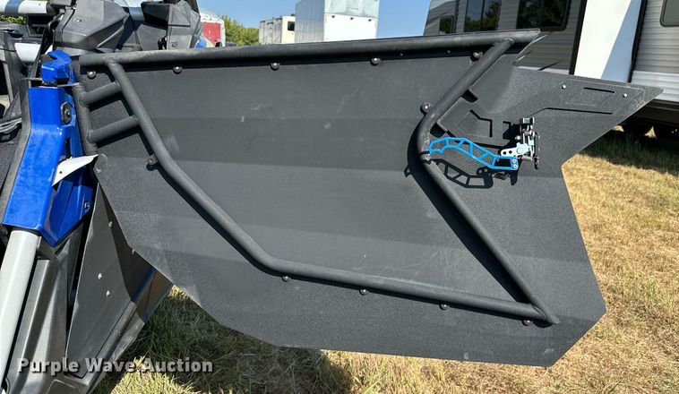 image for item OC9209 2020 Can-Am Maverick X3 Max  utility vehicle