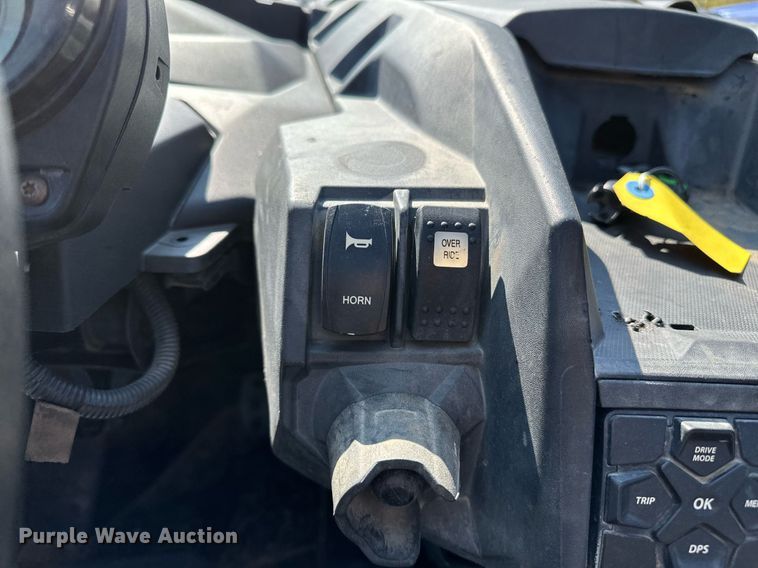 image for item OC9209 2020 Can-Am Maverick X3 Max  utility vehicle