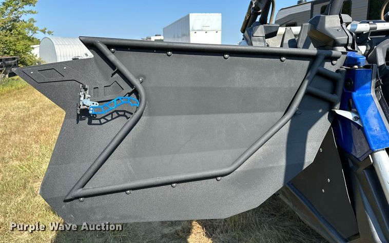 image for item OC9209 2020 Can-Am Maverick X3 Max  utility vehicle