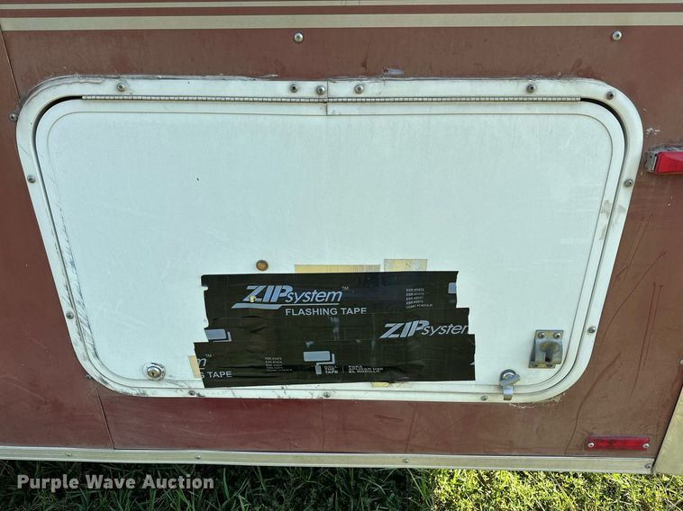 image for item OC9211 2003 Roadmaster Campmaster  camper