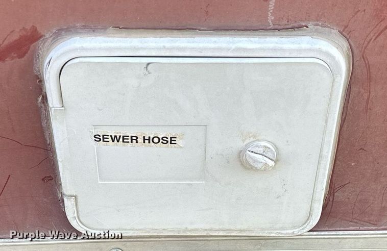 image for item OC9211 2003 Roadmaster Campmaster  camper