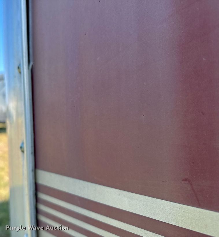 image for item OC9211 2003 Roadmaster Campmaster  camper