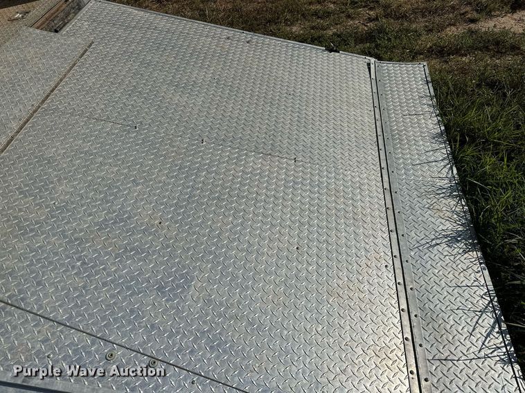 image for item OC9211 2003 Roadmaster Campmaster  camper