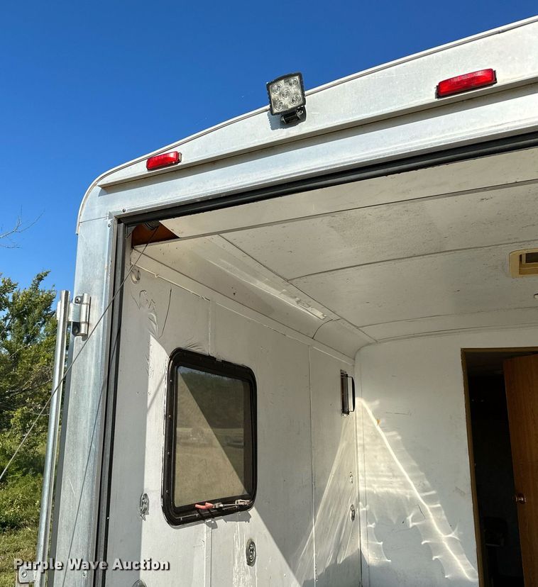 image for item OC9211 2003 Roadmaster Campmaster  camper