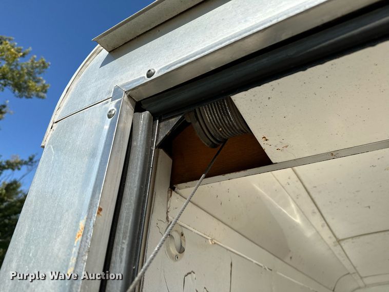 image for item OC9211 2003 Roadmaster Campmaster  camper