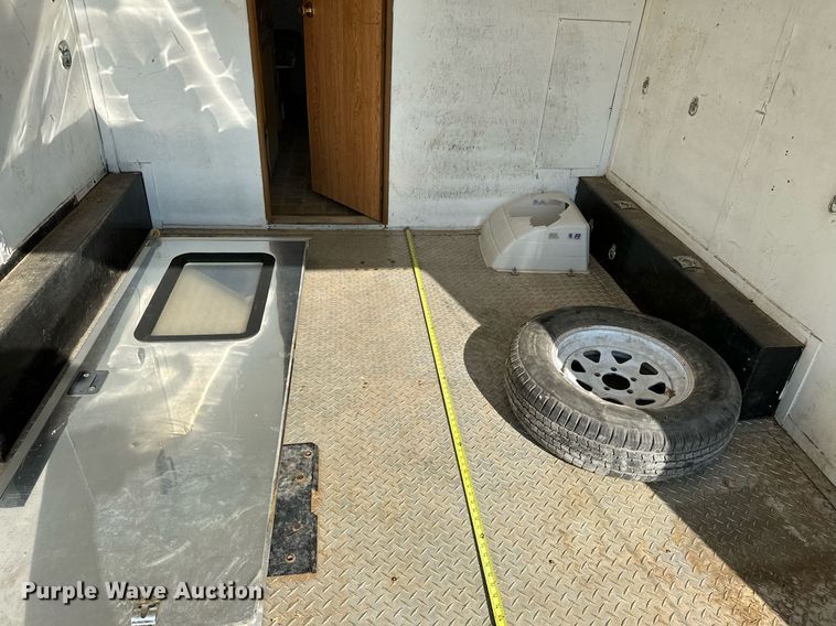 image for item OC9211 2003 Roadmaster Campmaster  camper