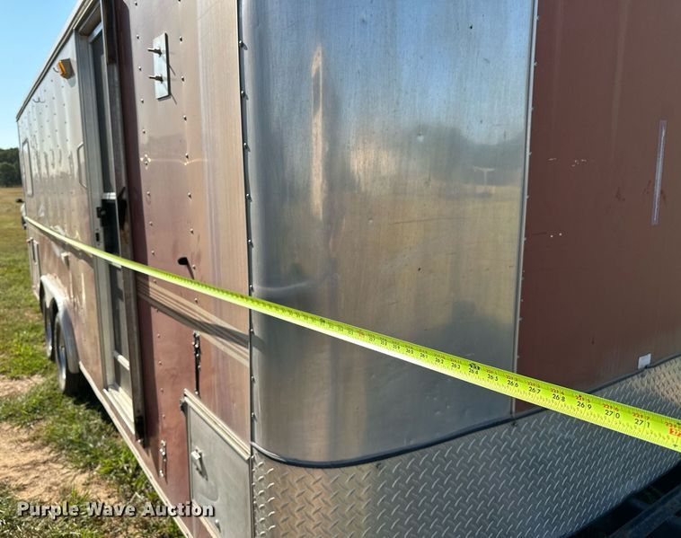 image for item OC9211 2003 Roadmaster Campmaster  camper