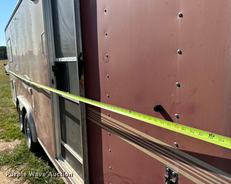 image for item OC9211 2003 Roadmaster Campmaster  camper