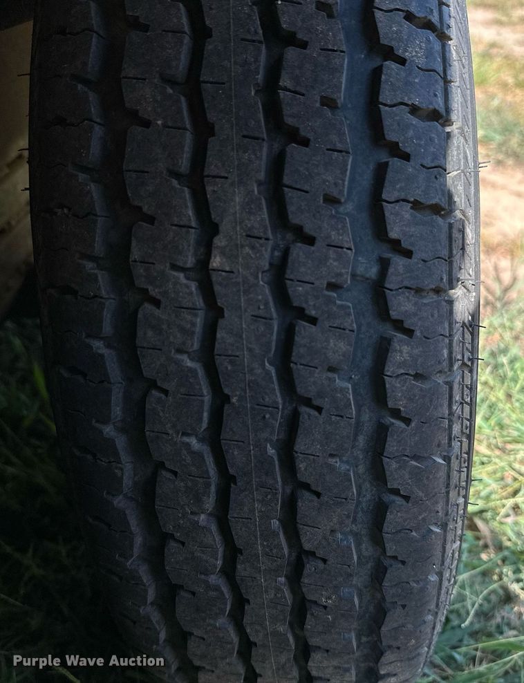 image for item OC9211 2003 Roadmaster Campmaster  camper