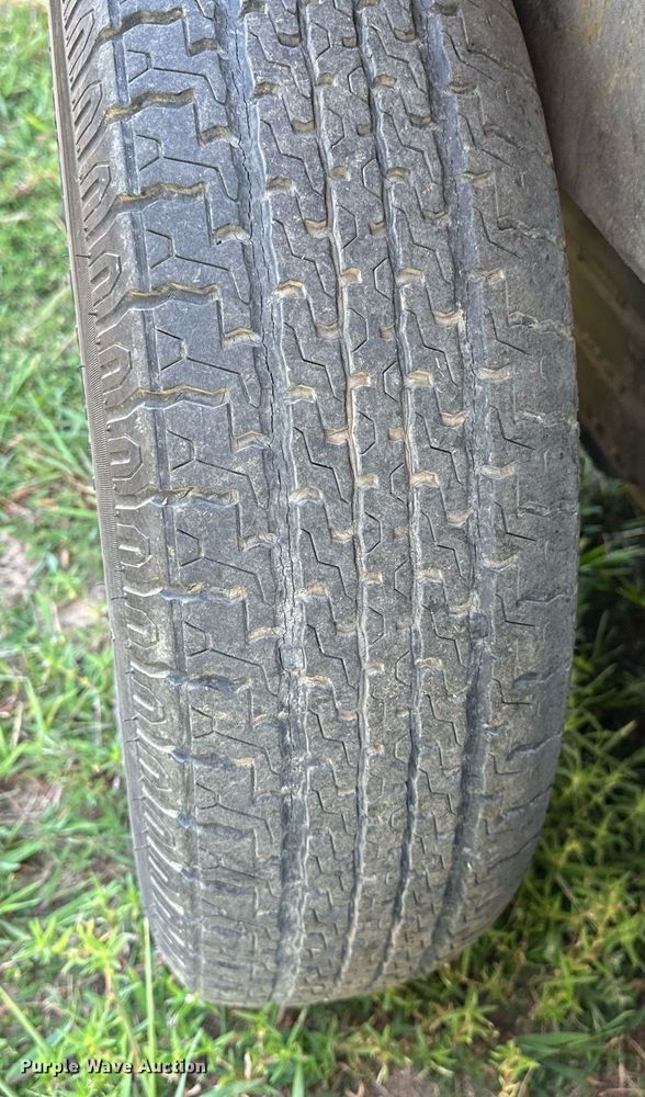 image for item OC9211 2003 Roadmaster Campmaster  camper