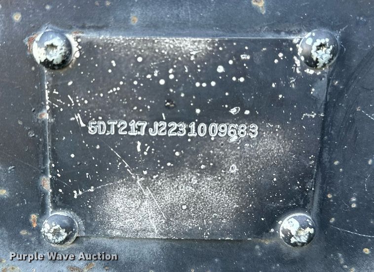 image for item OC9211 2003 Roadmaster Campmaster  camper