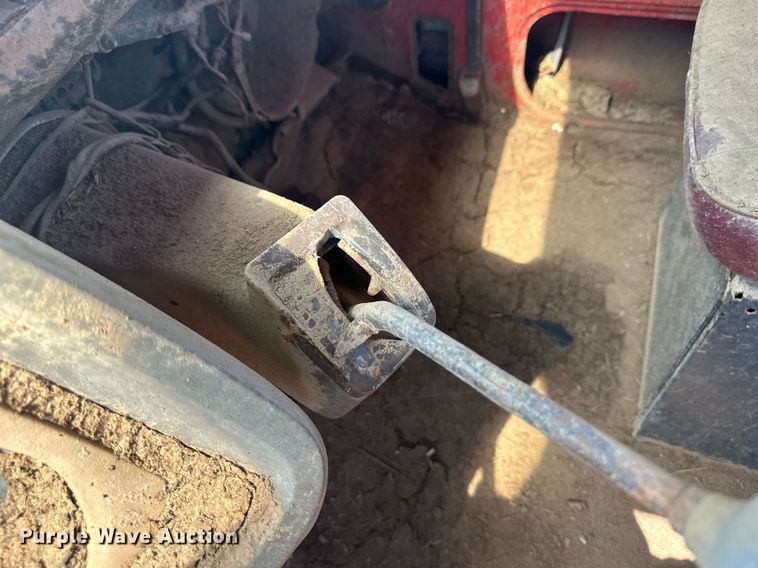 image for item OC9331 1976 Ford 8000  water truck