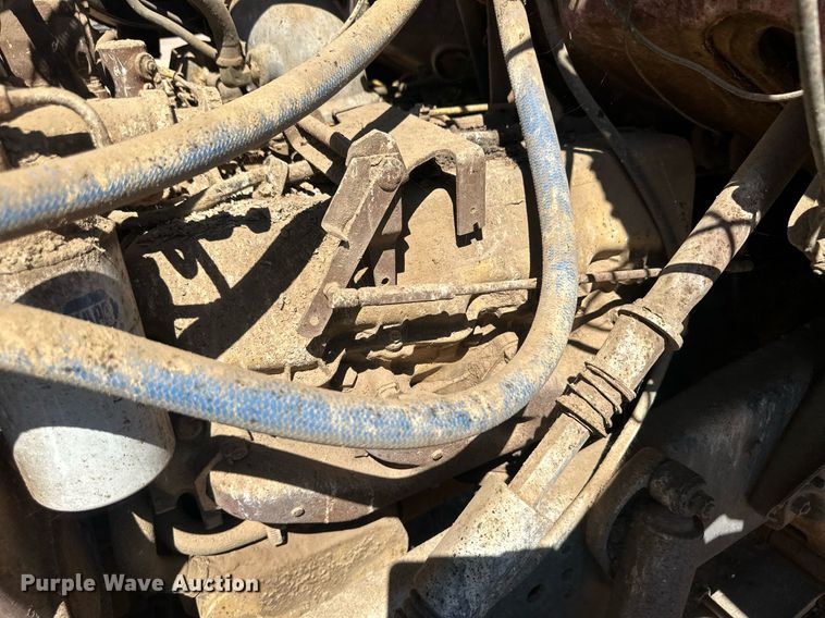 image for item OC9331 1976 Ford 8000  water truck