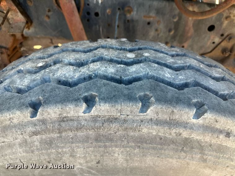 image for item OC9331 1976 Ford 8000  water truck