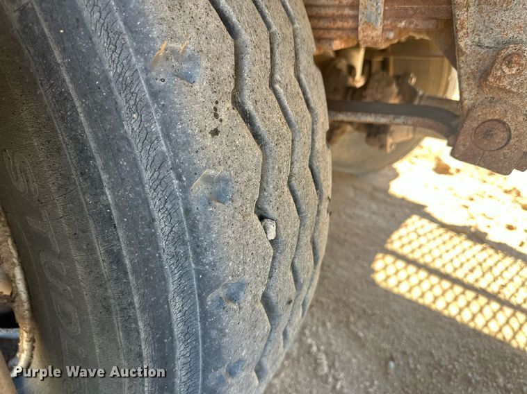 image for item OC9331 1976 Ford 8000  water truck