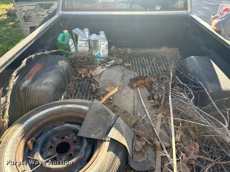 image for item OC9387 2001  Chevrolet S10  pickup truck