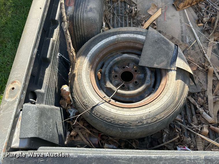 image for item OC9387 2001  Chevrolet S10  pickup truck