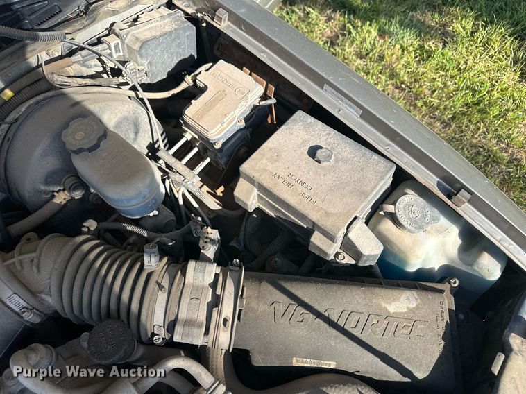 image for item OC9387 2001  Chevrolet S10  pickup truck