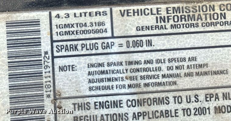 image for item OC9387 2001  Chevrolet S10  pickup truck