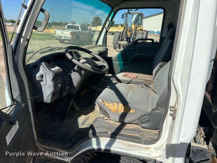 image for item OC9388 1999 Isuzu NPR  dump flatbed truck