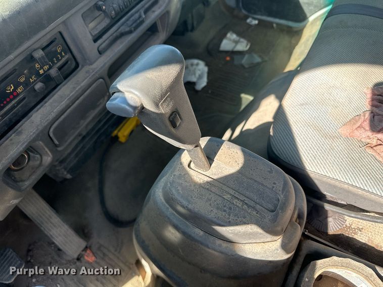 image for item OC9388 1999 Isuzu NPR  dump flatbed truck