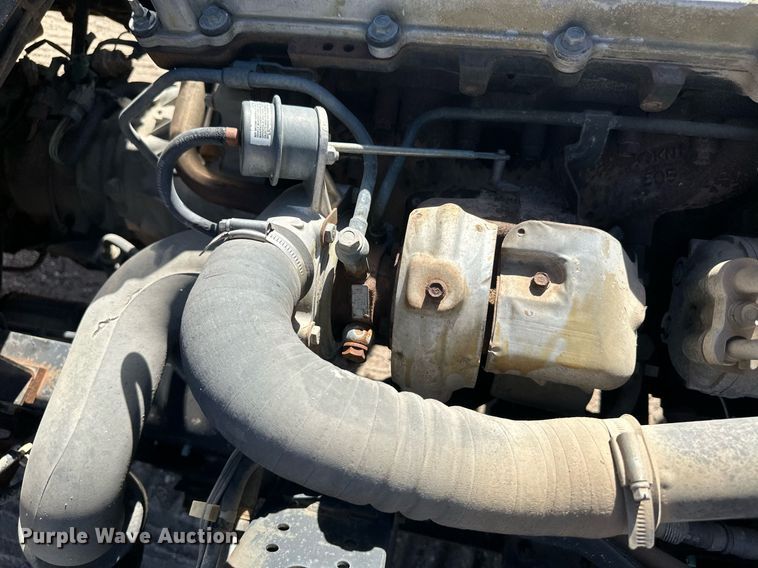 image for item OC9388 1999 Isuzu NPR  dump flatbed truck