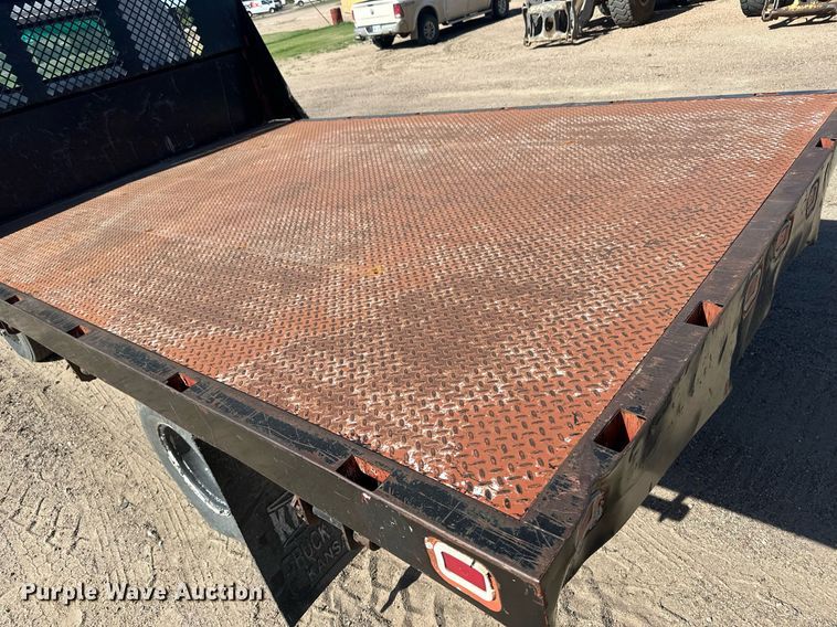 image for item OC9388 1999 Isuzu NPR  dump flatbed truck