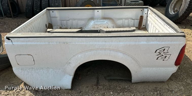 image for item OC9419 Pickup truck bed