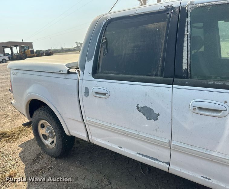 image for item OC9422 2001 Ford F150  SuperCrew pickup truck