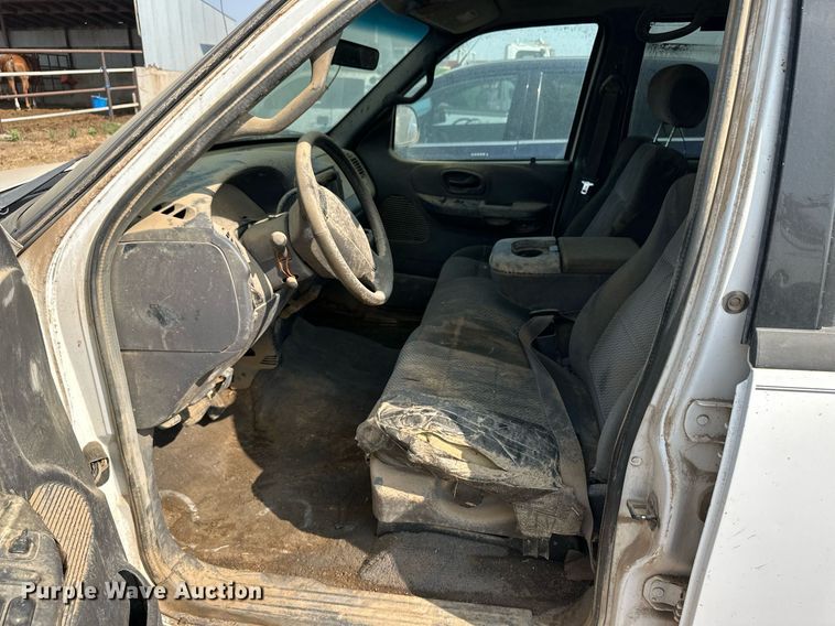 image for item OC9422 2001 Ford F150  SuperCrew pickup truck