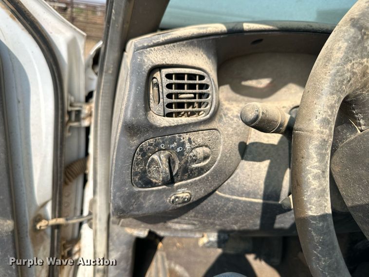 image for item OC9422 2001 Ford F150  SuperCrew pickup truck