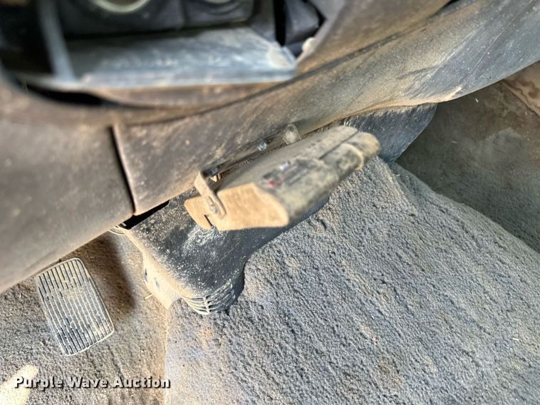 image for item OC9422 2001 Ford F150  SuperCrew pickup truck