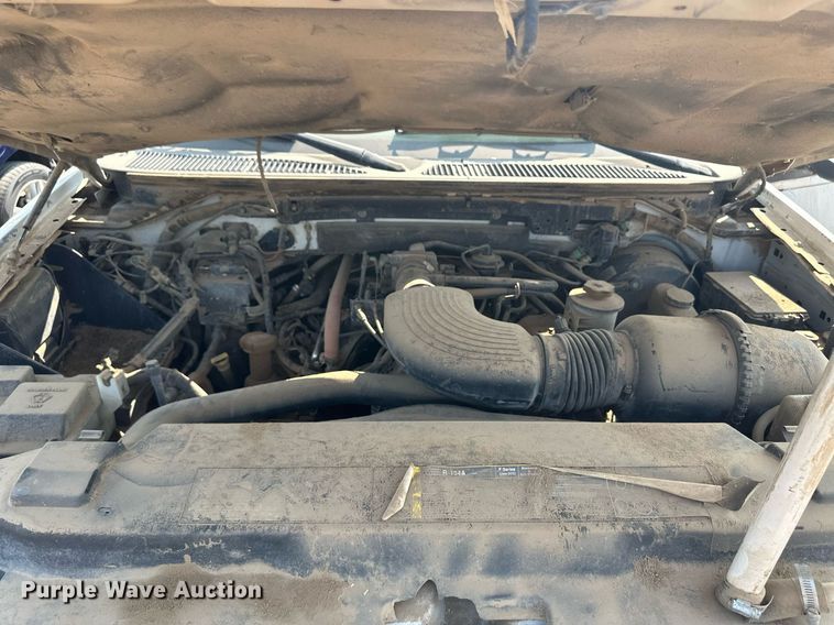 image for item OC9422 2001 Ford F150  SuperCrew pickup truck