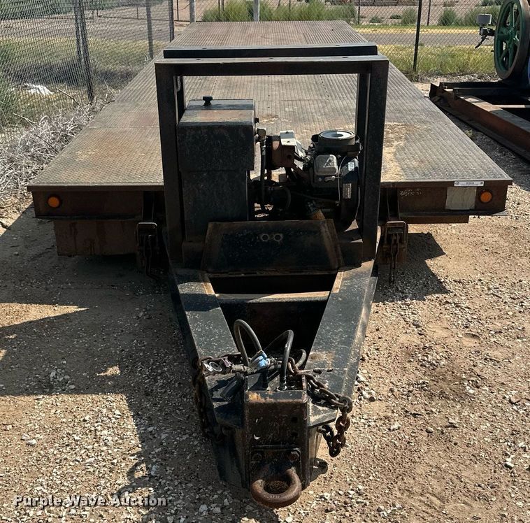 image for item OC9434 2002 Trail-Eze  tilt deck equipment trailer