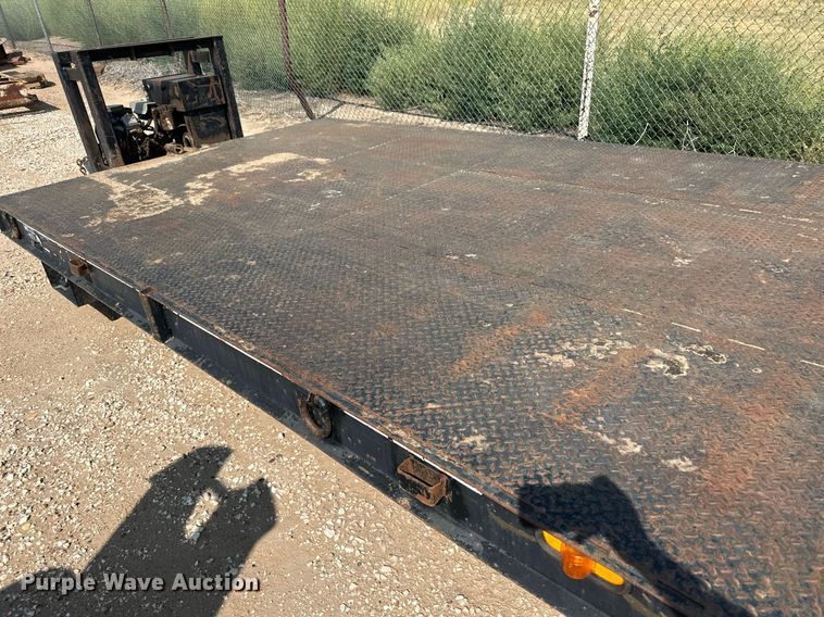 image for item OC9434 2002 Trail-Eze  tilt deck equipment trailer