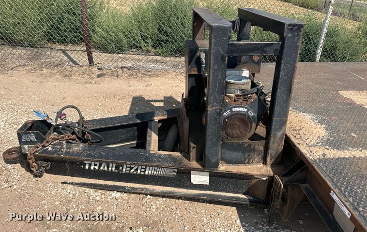 image for item OC9434 2002 Trail-Eze  tilt deck equipment trailer