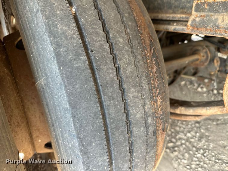 image for item OC9434 2002 Trail-Eze  tilt deck equipment trailer