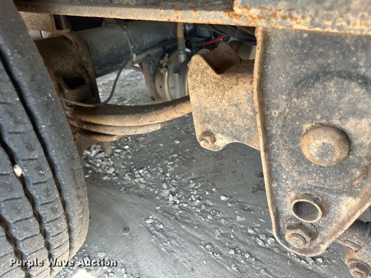 image for item OC9434 2002 Trail-Eze  tilt deck equipment trailer