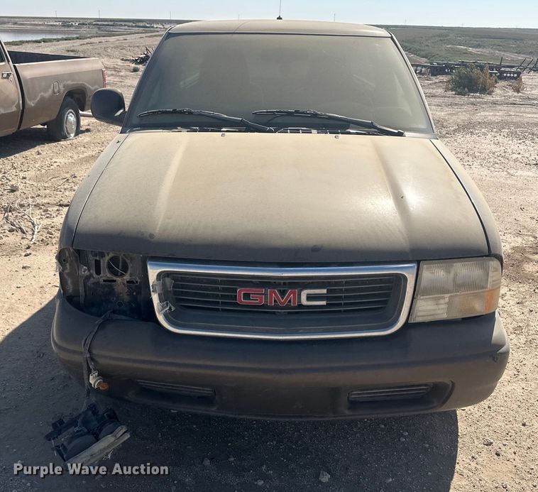 image for item OC9436 1998 GMC Sonoma  pickup truck