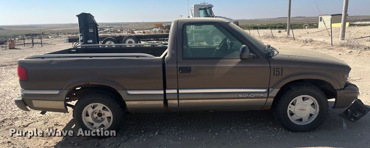 image for item OC9436 1998 GMC Sonoma  pickup truck